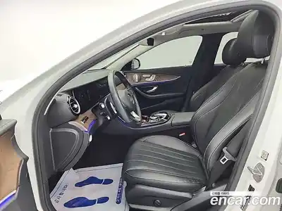 Mercedes-Benz E-Class 2018 2.0 гидро в Москве № 141920, миниатюра 11