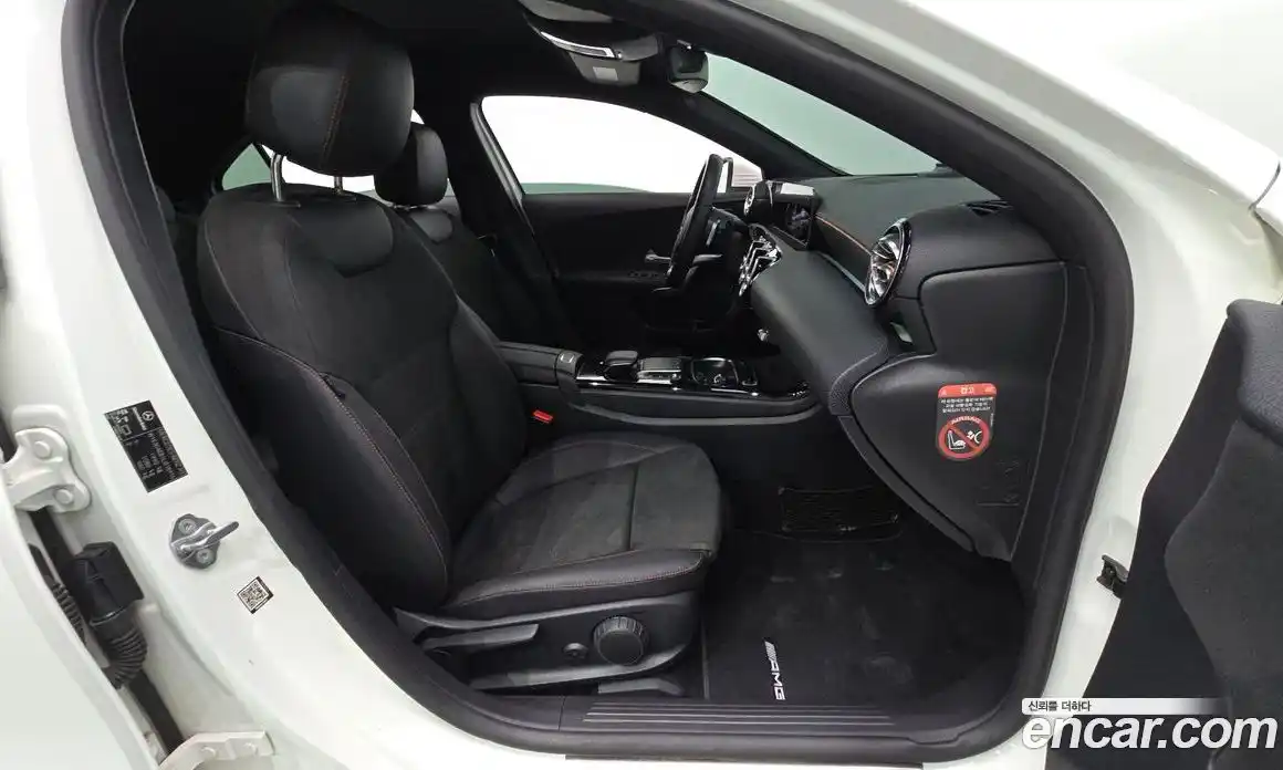 Mercedes-Benz A-Class 2020 2.0 гидро в Москве № 142150, фото 11