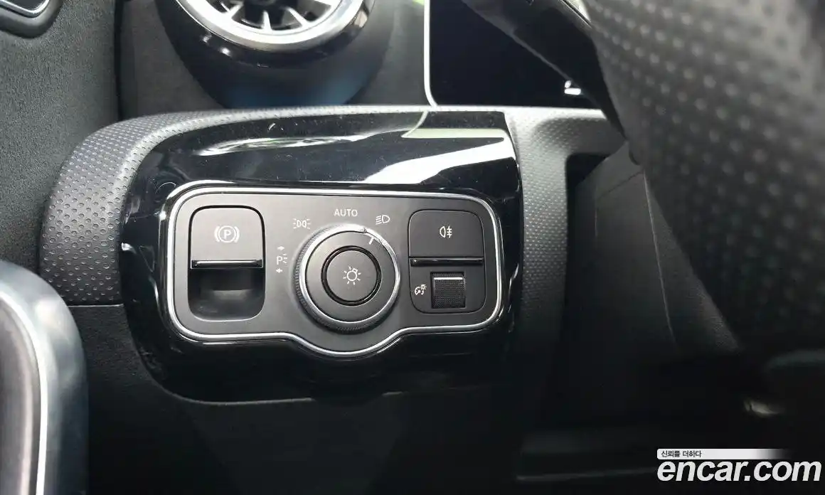 Mercedes-Benz A-Class 2020 2.0 гидро в Москве № 142150, фото 17