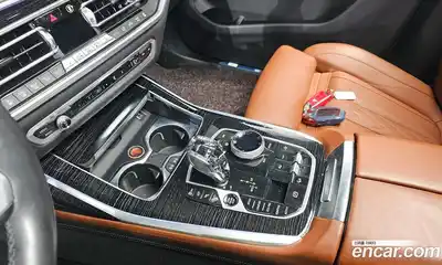 BMW X7 2020 3.0 гидро в Москве № 157467, миниатюра 9