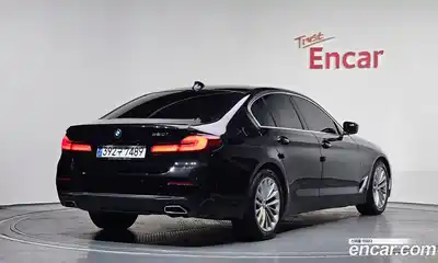 BMW 5-Series, 2023