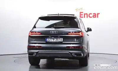 Audi Q7 2022 3.0 гидро в Москве № 162958, миниатюра 4