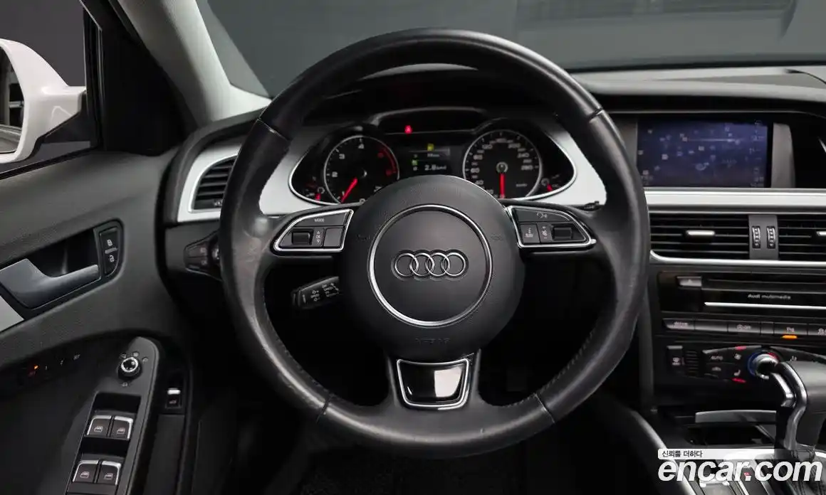 Audi A4 2015 2.0 гидро в Москве № 163250, фото 13