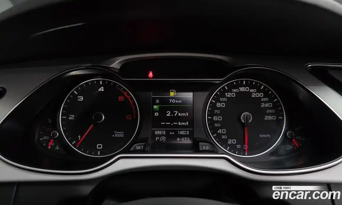 Audi A4 2015 2.0 гидро в Москве № 163250, фото 8