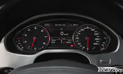 Audi A8 2015 4.0 гидро в Москве № 163752, миниатюра 8