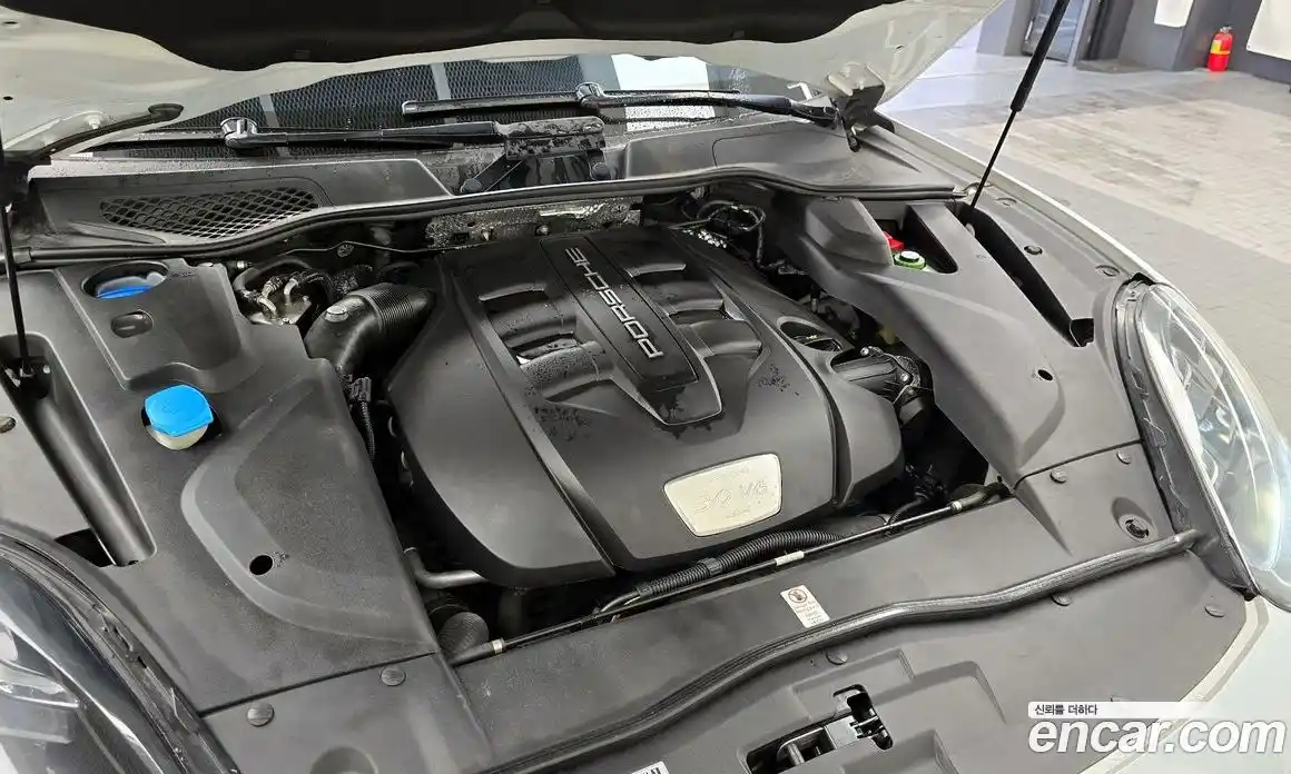 Porsche Cayenne 2015 3.0 гидро в Москве № 164961, фото 6