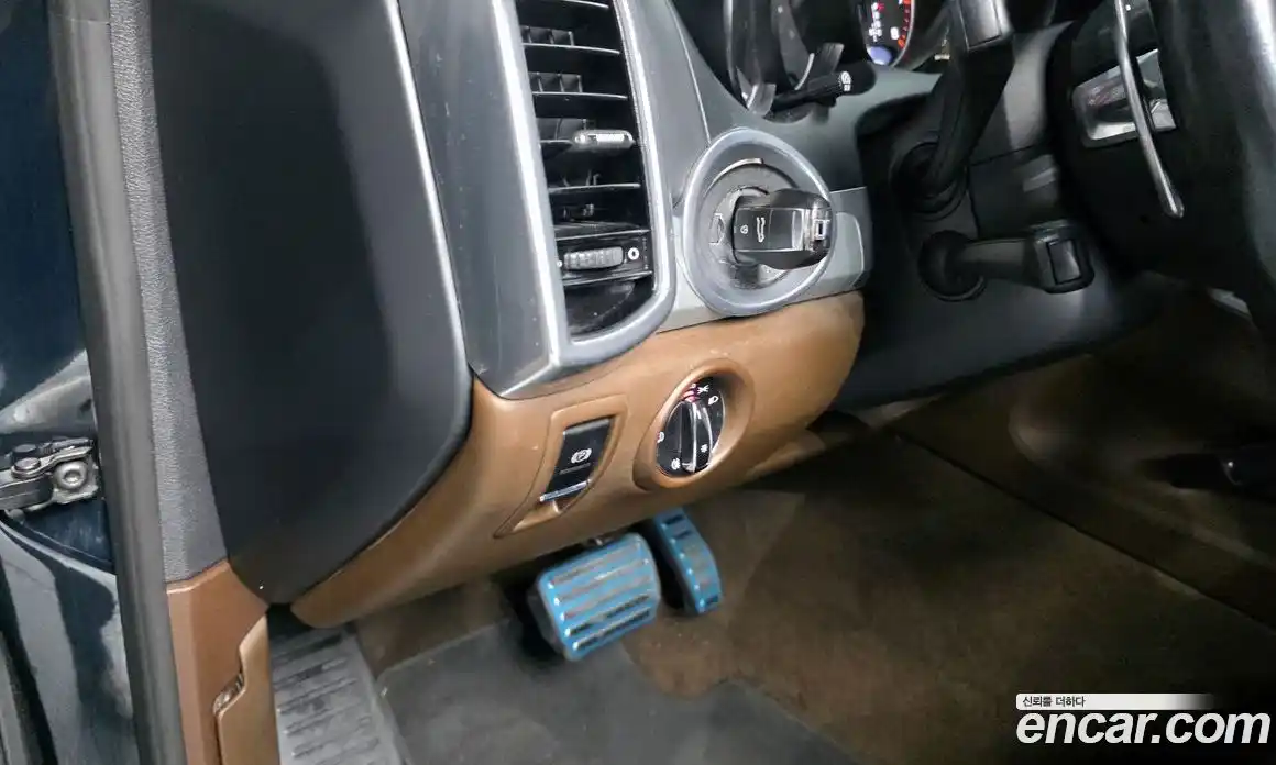 Porsche Cayenne 2015 3.6 гидро в Москве № 165702, фото 16