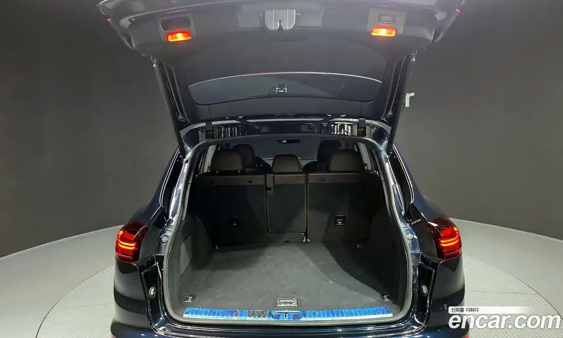 Porsche Cayenne 2015 3.6 гидро в Москве № 165702, фото 20
