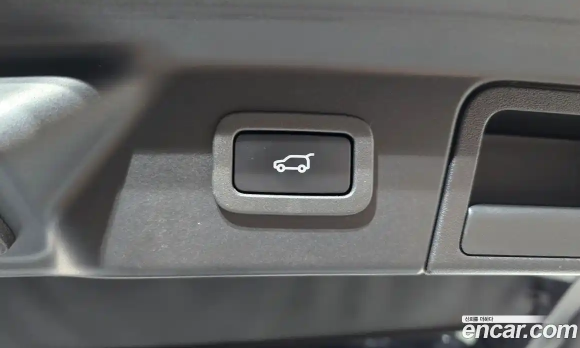 Land Rover Range-Rover Velar 2022 3.0 гидро в Москве № 166047, фото 20