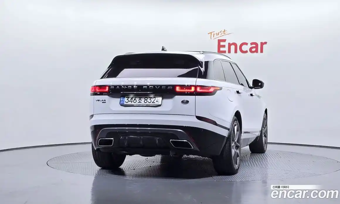 Land Rover Range-Rover Velar 2022 3.0 гидро в Москве № 166047, фото 4