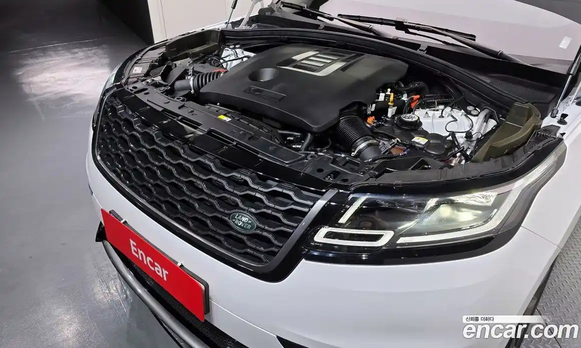 Land Rover Range-Rover Velar 2022 3.0 гидро в Москве № 166047, фото 6