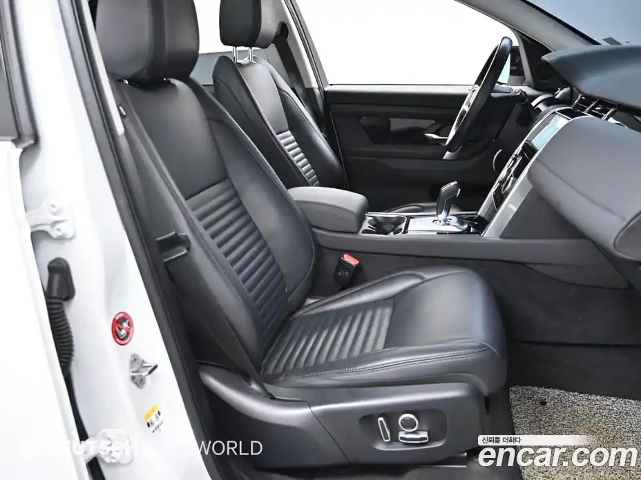Land Rover Discovery Sport 2021 2.0 гидро в Москве № 166194, фото 10