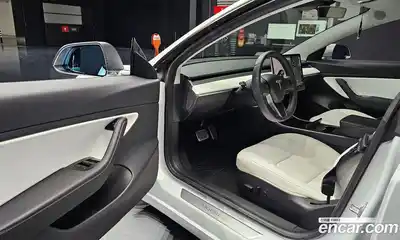 Tesla Model 3 2020 0.2 гидро в Москве № 167756, миниатюра 11