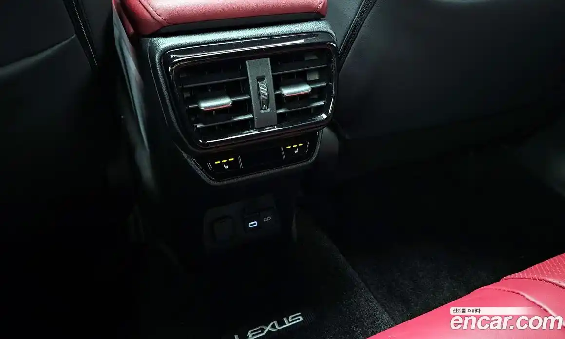Lexus NX 2024 2.5 гидро в Москве № 168030, фото 17