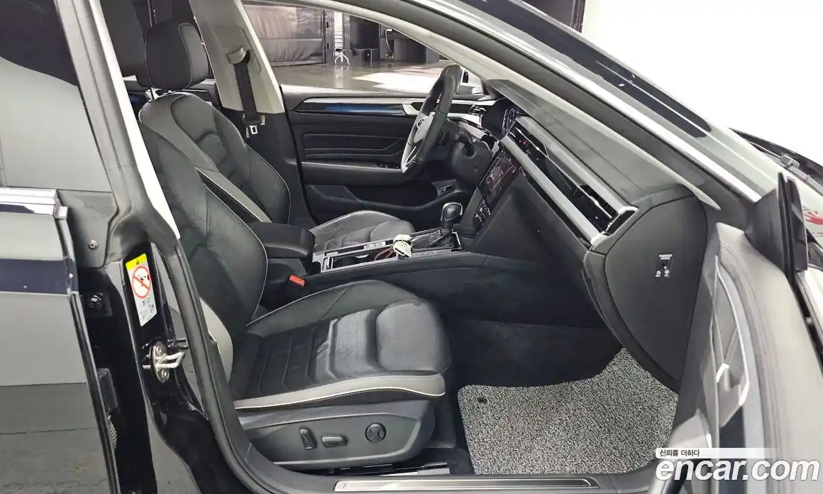 Volkswagen Arteon 2023 2.0 гидро в Москве № 168658, фото 12