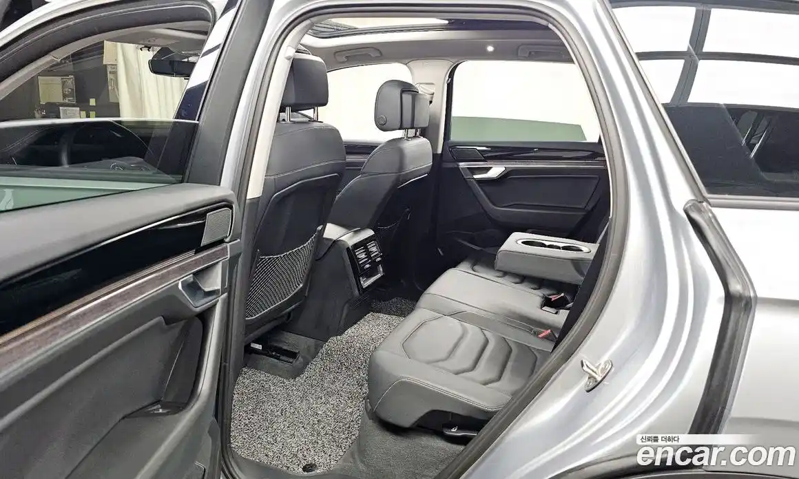 Volkswagen Touareg 2020 3.0 гидро в Москве № 169011, фото 11