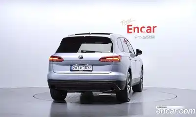 Volkswagen Touareg 2020 3.0 гидро в Москве № 169011, миниатюра 4