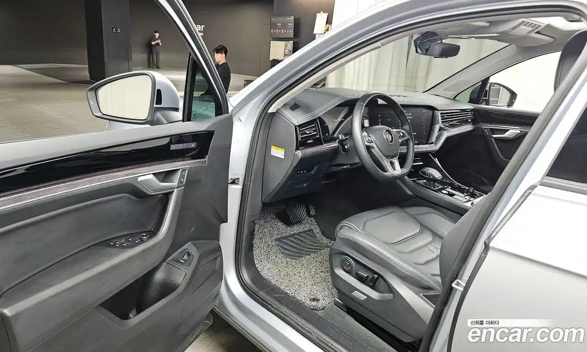 Volkswagen Touareg 2020 3.0 гидро в Москве № 169011, фото 10