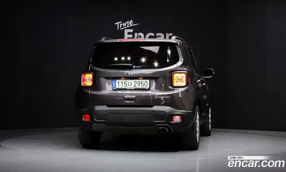 Jeep Renegade 2021 2.4 гидро в Москве № 169389, фото 4