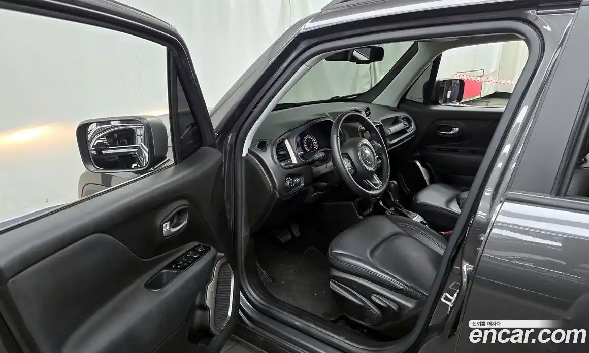 Jeep Renegade 2021 2.4 гидро в Москве № 169389, фото 10