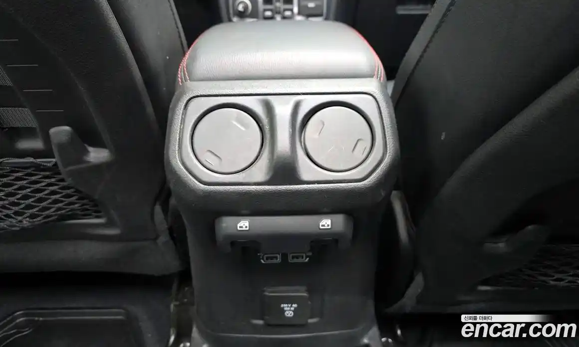 Jeep Wrangler 2020 2.0 гидро в Москве № 169694, фото 19