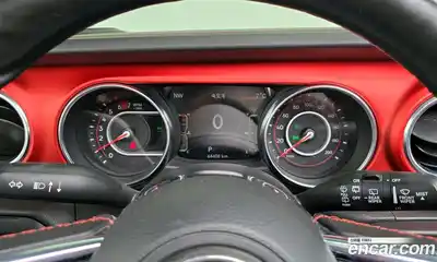 Jeep Wrangler 2020 2.0 гидро в Москве № 169694, миниатюра 8