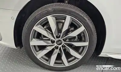 Audi A4 2023 2.0 гидро в Москве № 186912, миниатюра 5