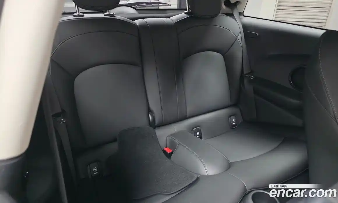 Mini Cooper 2019 1.5 гидро в Москве № 189397, фото 12