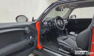 Mini Cooper 2019 1.5 гидро в Москве № 189397, миниатюра 10