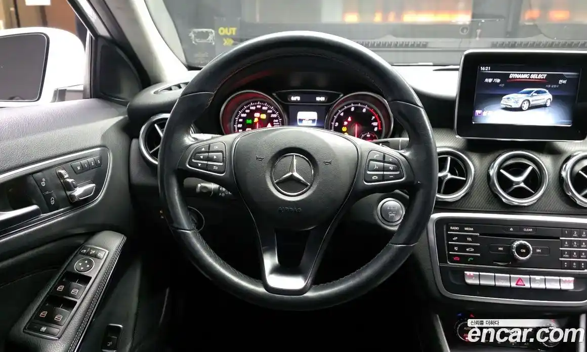 Mercedes-Benz GLA-Class 2019 2.0 гидро в Москве № 195082, фото 13