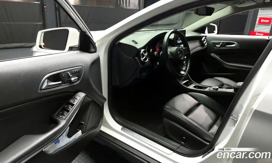 Mercedes-Benz GLA-Class 2019 2.0 гидро в Москве № 195082, фото 10