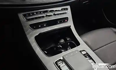 Mercedes-Benz E-Class 2022 2.0 гидро, миниатюра 9