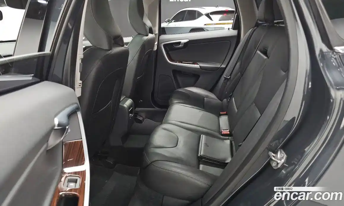 Volvo XC60 2015 2.0 гидро в Москве № 197090, фото 12