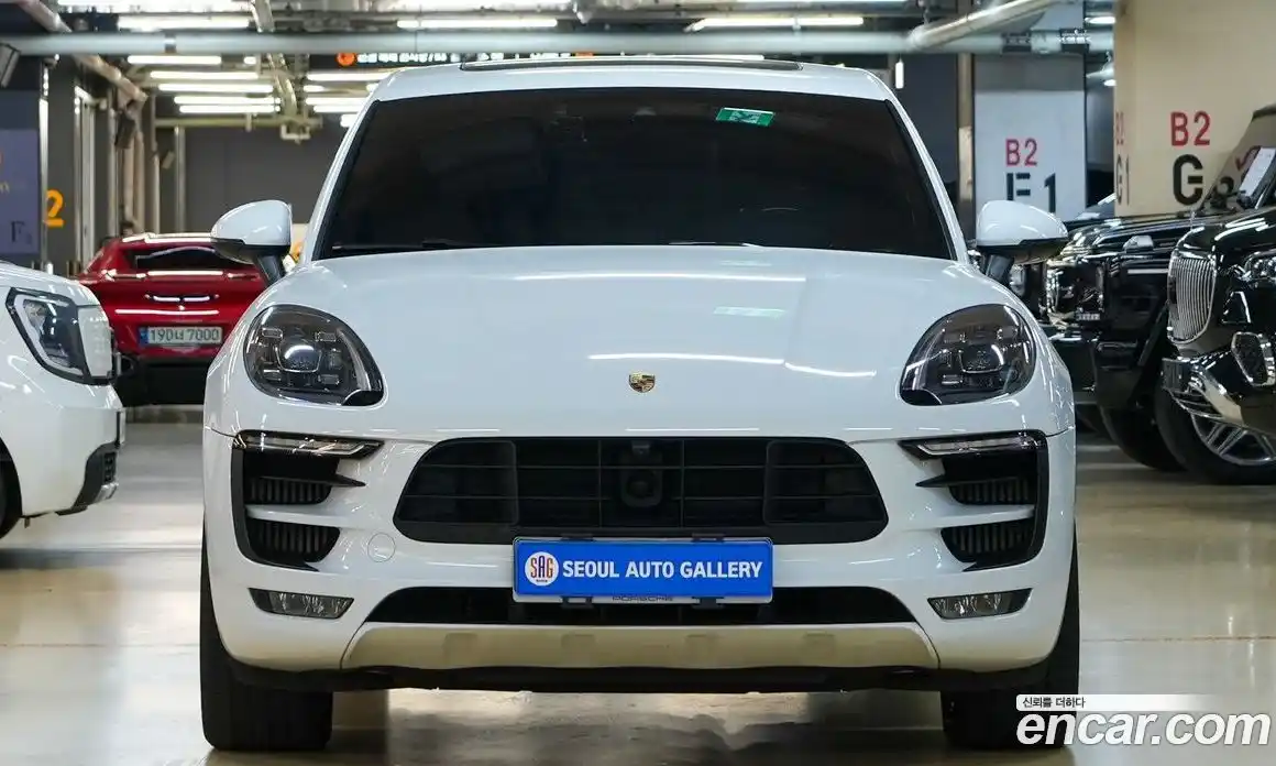 Porsche Macan 2017 3.0 гидро в Москве № 197369, фото 3