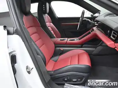 Porsche Taycan 2025 гидро в Москве № 197762, миниатюра 10