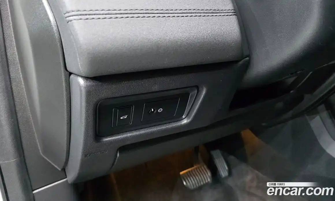 Land Rover Discovery Sport 2019 2.0 гидро в Москве № 198213, фото 13