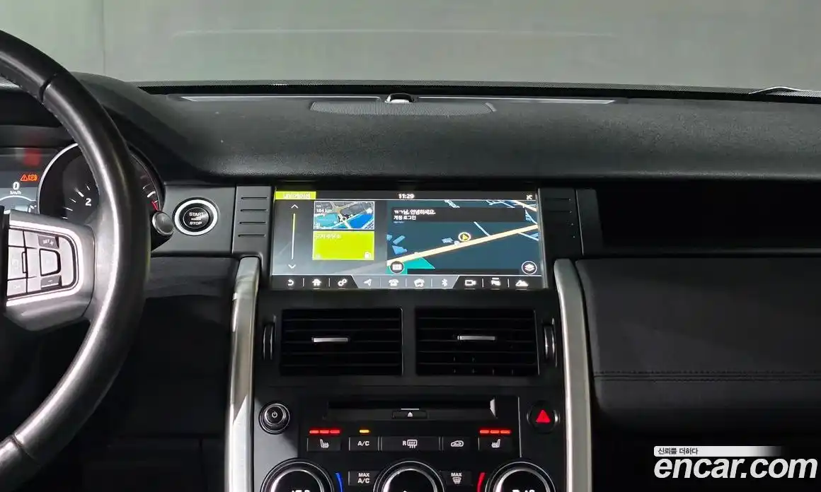 Land Rover Discovery Sport 2019 2.0 гидро в Москве № 198213, фото 16