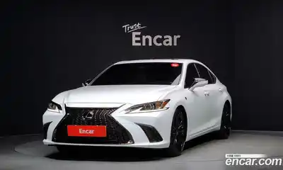 Lexus ES, 2024