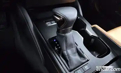 Lexus ES 2024 2.5 гидро в Москве № 198768, миниатюра 9