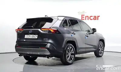 Toyota RAV4 2023 2.5 гидро в Москве № 199532, миниатюра 2