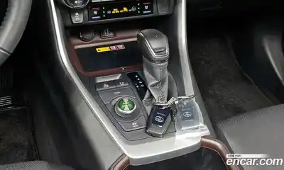 Toyota RAV4 2023 2.5 гидро в Москве № 199532, миниатюра 9