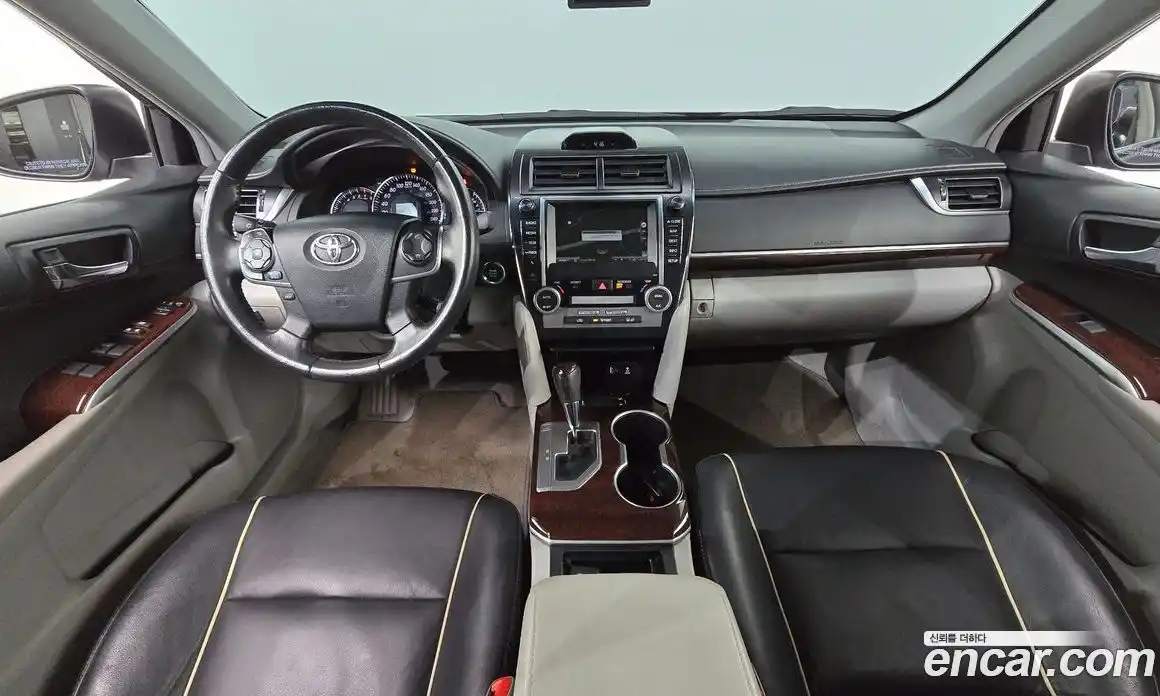 Toyota Camry 2013 2.5 гидро в Москве № 199604, фото 7