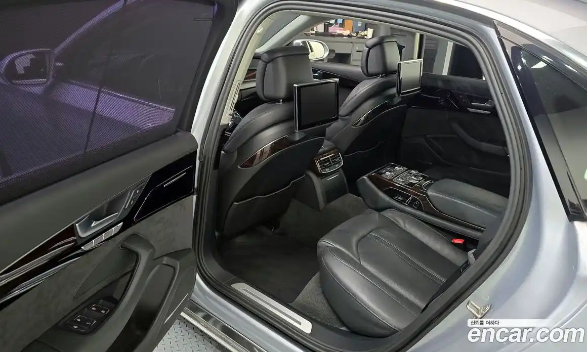 Audi A8 2015 3.0 гидро в Москве № 212623, фото 11