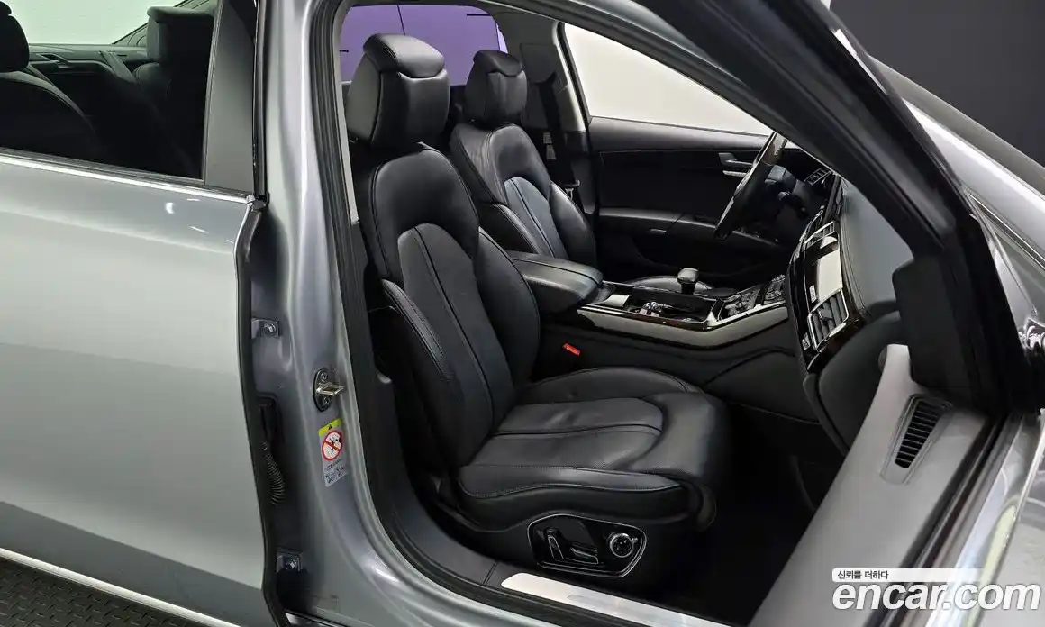 Audi A8 2015 3.0 гидро в Москве № 212623, фото 12
