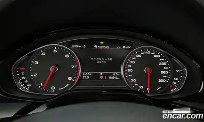 Audi A8 2015 3.0 гидро в Москве № 212623, миниатюра 8