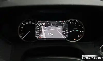 Land Rover Range-Rover Velar 2023 2.0 гидро в Москве № 213353, миниатюра 8