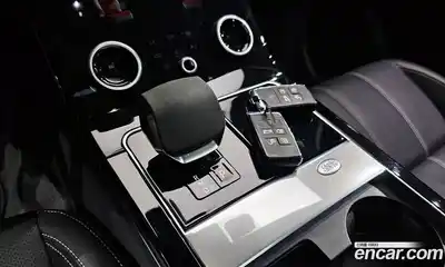 Land Rover Range-Rover Velar 2023 2.0 гидро в Москве № 213353, миниатюра 9