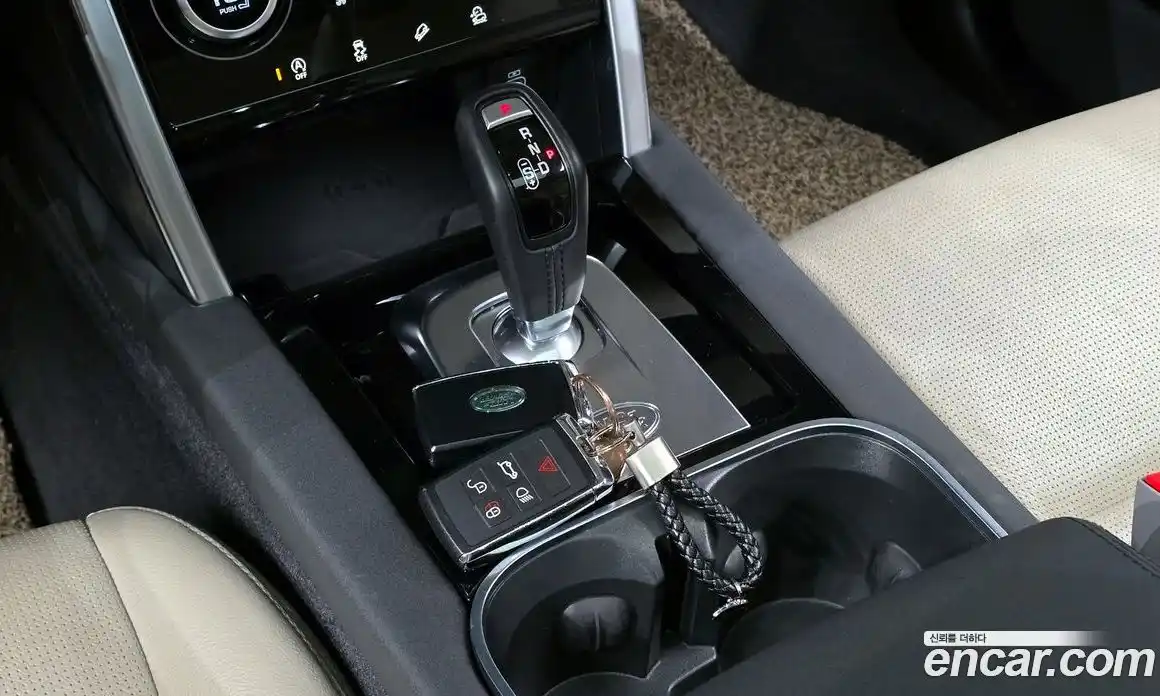 Land Rover Discovery Sport 2022 2.0 гидро в Москве № 213371, фото 9