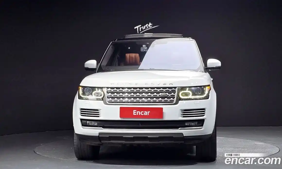 Land Rover Range-Rover 2017 4.4 гидро в Москве № 213783, фото 3