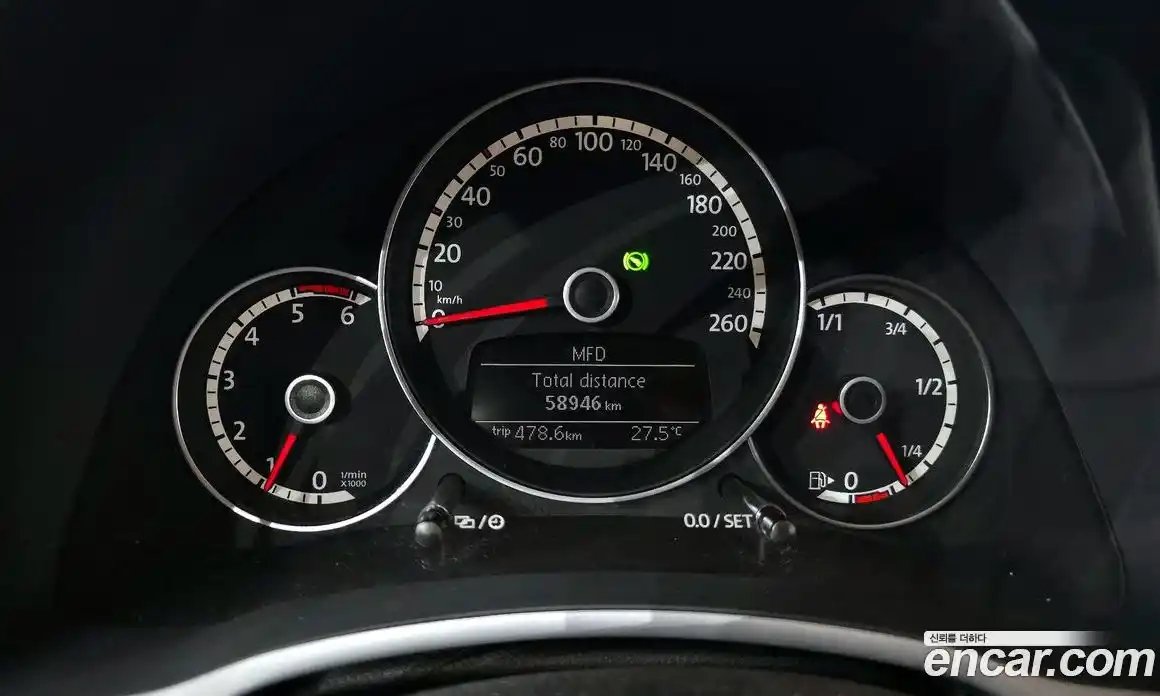 Volkswagen Beatle 2013 2.0 гидро в Москве № 215059, фото 8